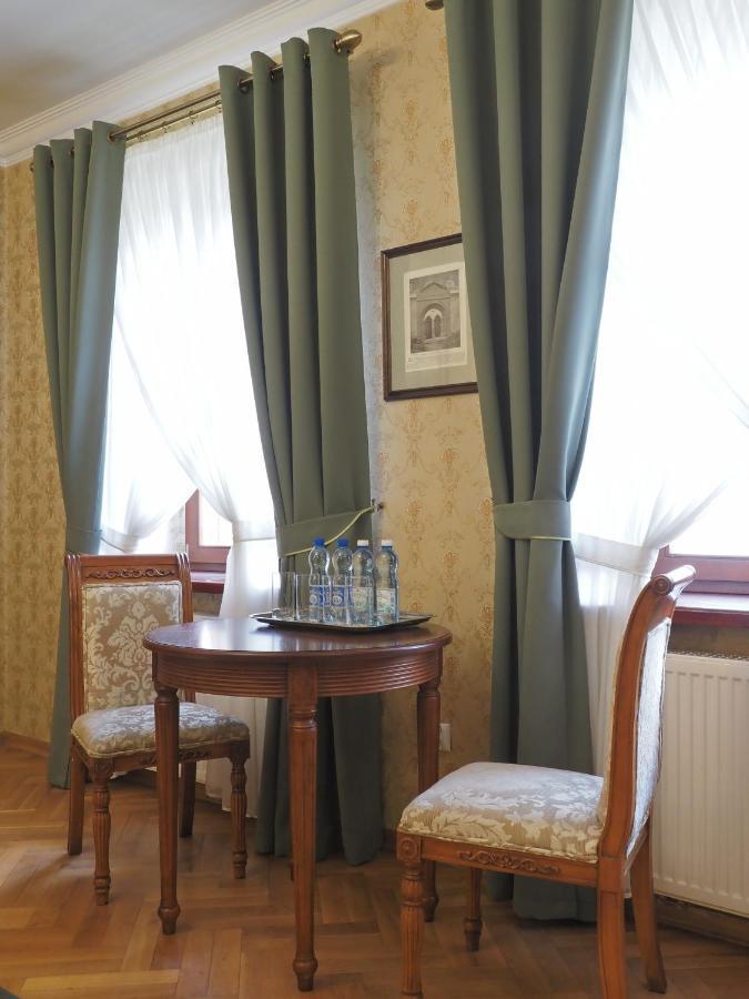 Hotel Sarmata Zespol Dworski Sandomierz Eksteriør billede