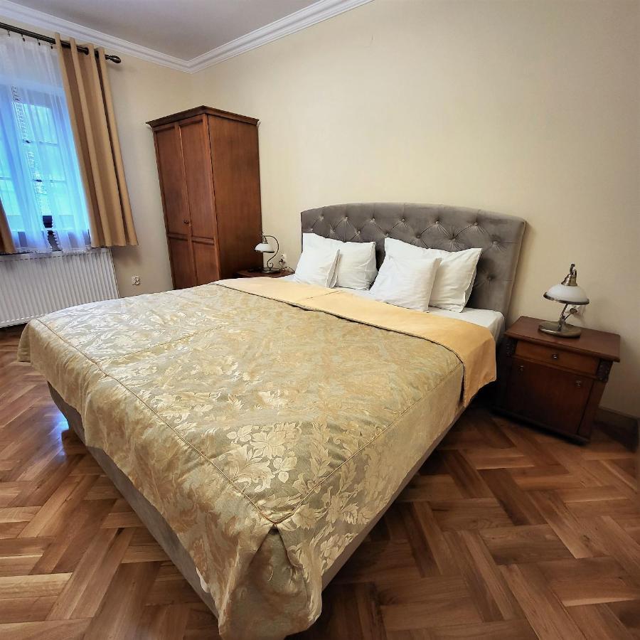 Hotel Sarmata Zespol Dworski Sandomierz Eksteriør billede