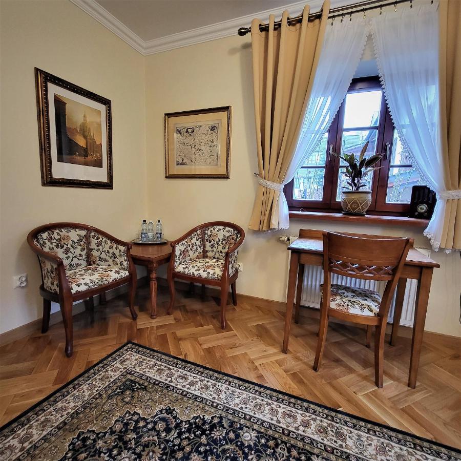 Hotel Sarmata Zespol Dworski Sandomierz Eksteriør billede