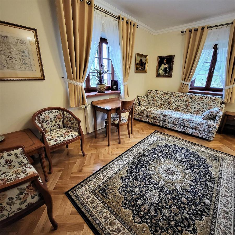 Hotel Sarmata Zespol Dworski Sandomierz Eksteriør billede
