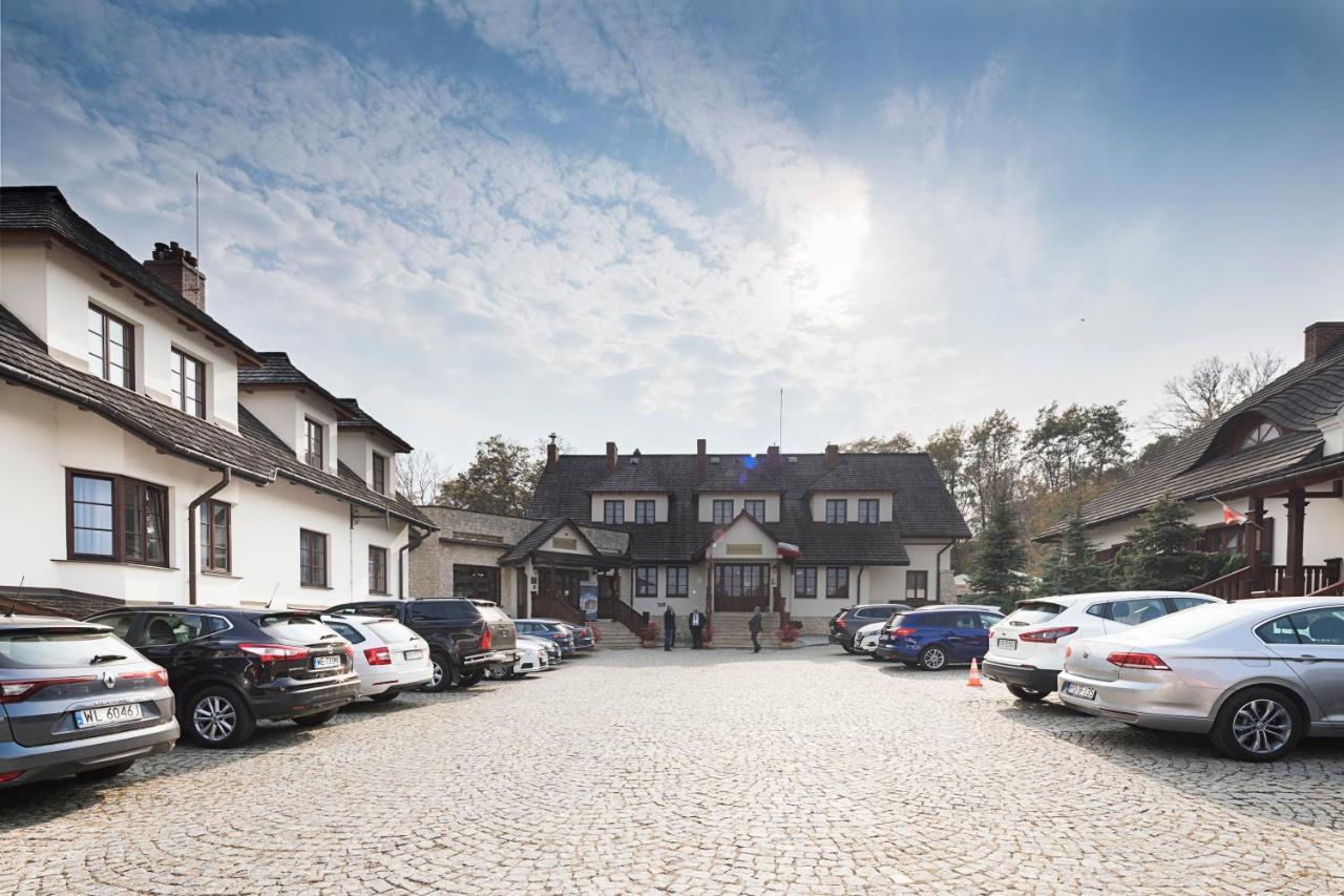 Hotel Sarmata Zespol Dworski Sandomierz Eksteriør billede