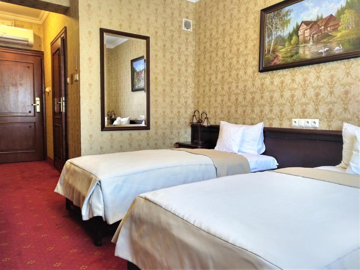 Hotel Sarmata Zespol Dworski Sandomierz Eksteriør billede