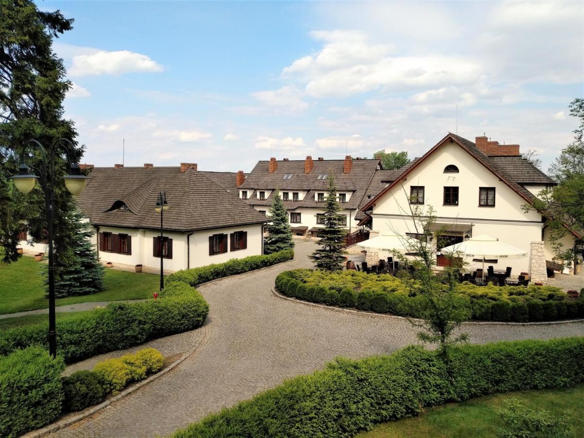 Hotel Sarmata Zespol Dworski Sandomierz Eksteriør billede