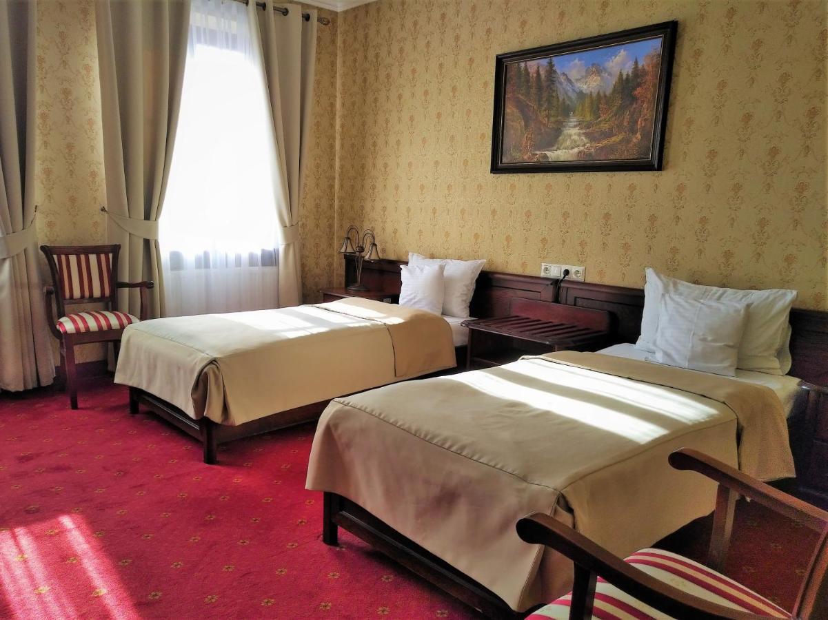 Hotel Sarmata Zespol Dworski Sandomierz Eksteriør billede
